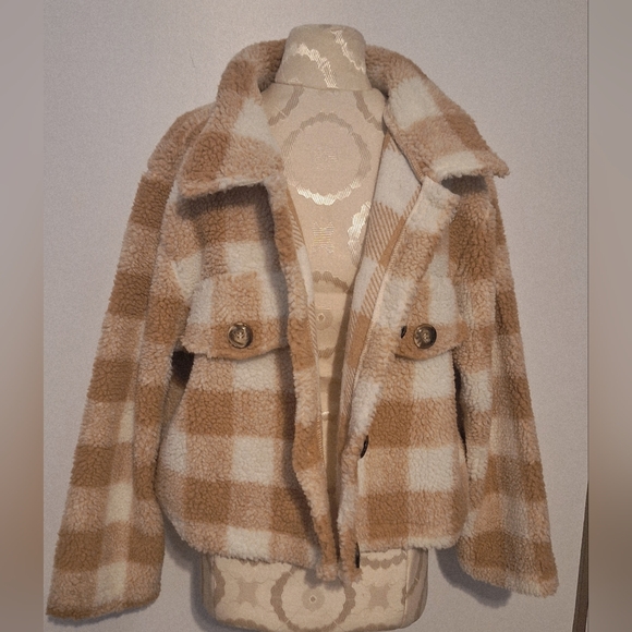 NWT Papa Vancouver Cozy Checkered Teddy Jacket - Brown and White Check - Picture 4 of 11